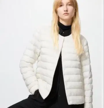 UNIQLO 퍼프 테크 컴팩트 자켓 화이트 S 택 포함 새상품