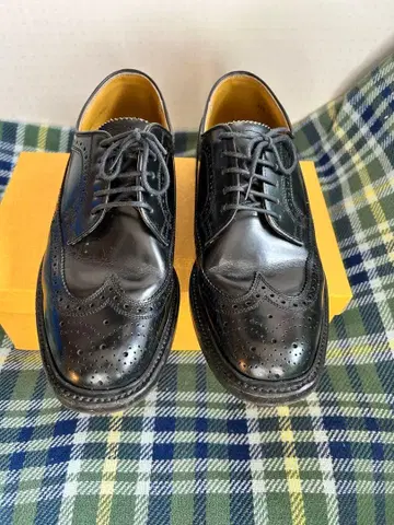 REGAL 블랙 윙팁 가죽 신발