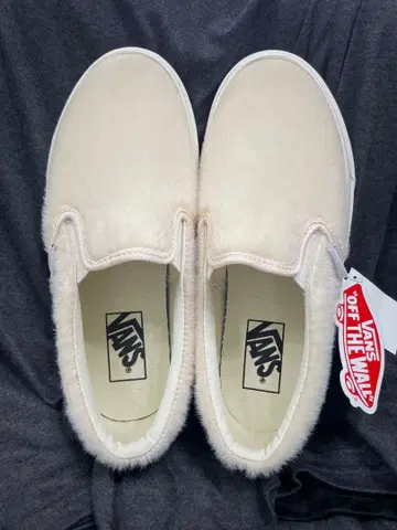 VANS 슬립온 크림색 퍼