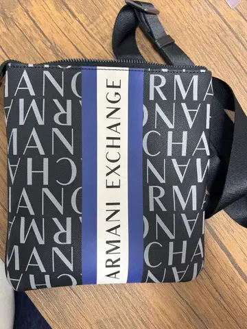 ARMANI EXCHANGE 숄더백 블랙/블루