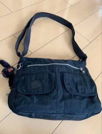 키플링 백 네이비