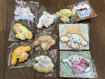 시나모롤 20th 기념 클립 부착 배지 (벌스데이) + 타 3종 클립