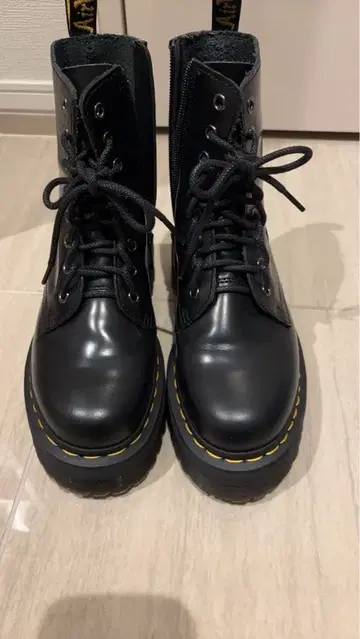 닥터 마틴 제이든 블랙 부츠