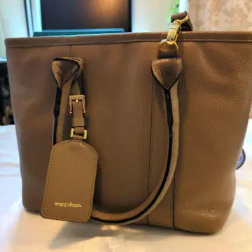 타마미 와타나베 베이지 토트백