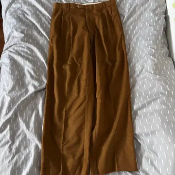 브라운 플리츠 슬랙스