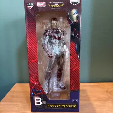 아이언맨 피규어 스파이더맨 B상