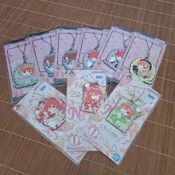 해피 벌스데이 아크릴 키링 세트