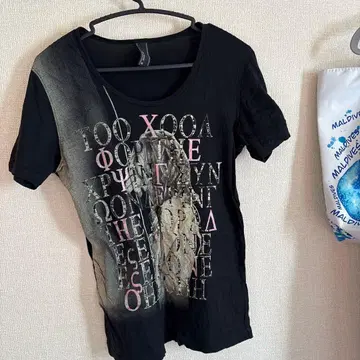 블랙 T셔츠 그래픽 프린트