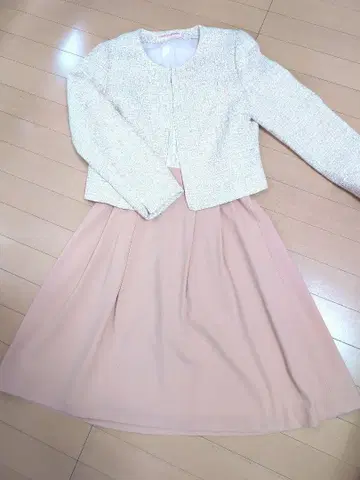 자켓과 핑크 원피스 세트 13AR