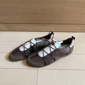 ZARA 엘라스틱 스포츠 발레리나