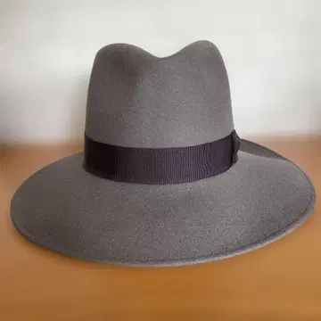 키지마 타카유키 그레이 울 햇 블랙 리본 사이즈 2