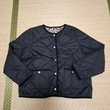 퀼팅 자켓 L 사이즈 레오파드 무늬 안감