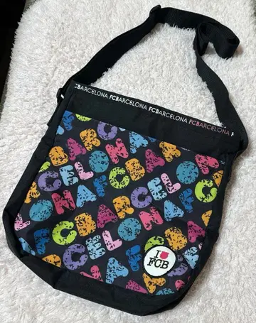 바르셀로나 사선 숄더백