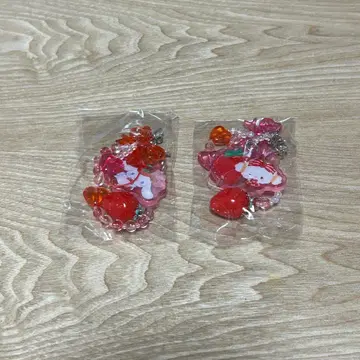 산리오 딸기신문 50주년 시리즈 묶음 판매 (개별 판매 가능)