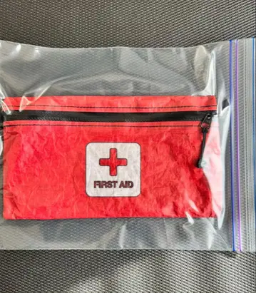 UL First Aid Zipper Pouch-Medium/ LITEAF