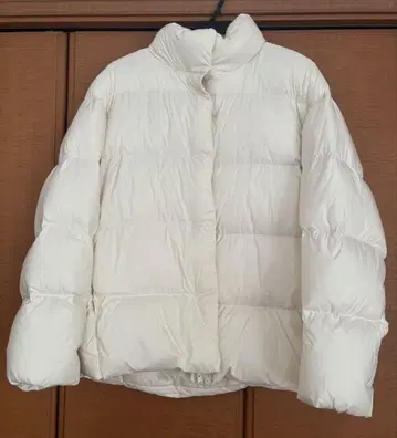 UNIQLO 유니클로 파우더 소프트 다운 자켓 화이트 다운