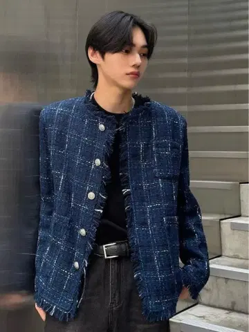 ALUDE 트위드 자켓 미사용품