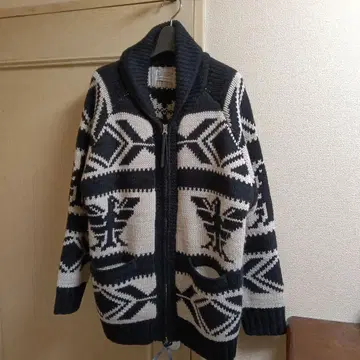 BACK NUMBER 집업 가디건 코위찬 니트 블랙과 화이트