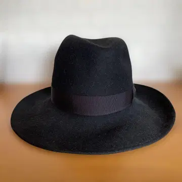 블랙 울 펠트 햇 키지마 타카유키 김탁 착용