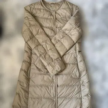 UNIQLO 울트라 라이트 다운 베이지 롱 기장