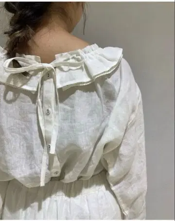 새상품급 사만사 모스모스 타치카와 한정판 카라 개더 블라우스 오프