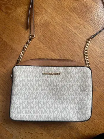 MICHAEL KORS MK 로고 숄더백