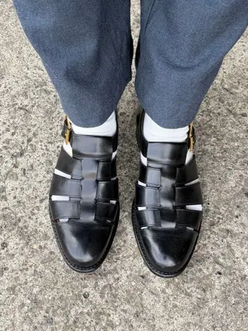 주란스리와야 구르카 샌들