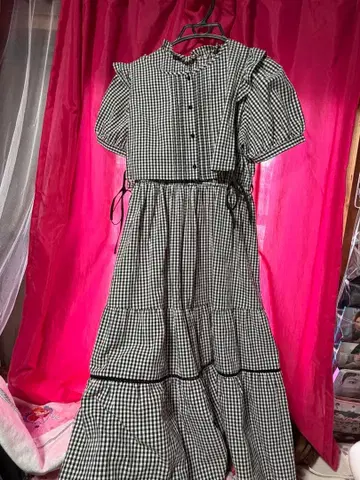 evelyn 깅엄 체크 프릴 소매 원피스