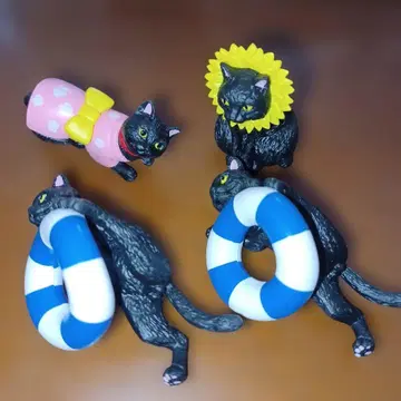 검은 고양이 피규어 4체 세트