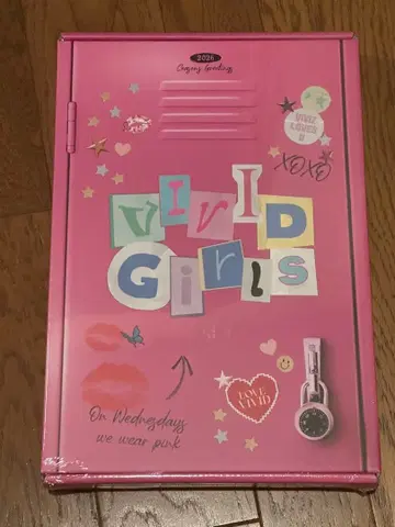 VIVIZ 시즌 그리팅 2026 미개봉 새상품