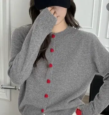 택 포함 미사용 새상품! 하트 버튼 니트 가디건 그레이