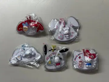 산리오 캐릭터즈 패키지 참&초코볼 헬로키티