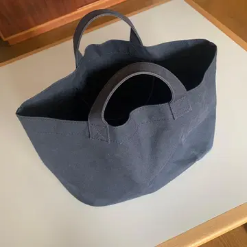 MARKS&WEB 캔버스 라운드 백 네이비 S