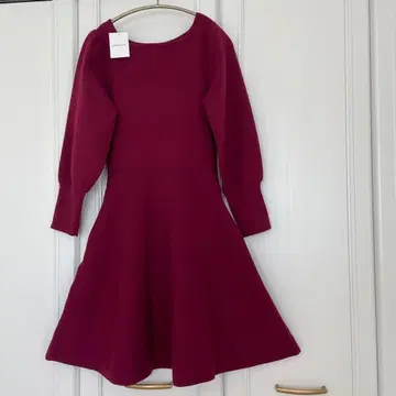 내추럴 쿠튀르 와인 레드 니트 원피스