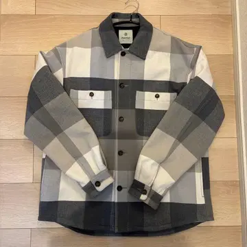 nano universe 자켓 M 사이즈