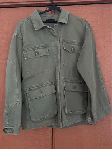 ZARA 자라 올리브 그린 밀리터리 자켓