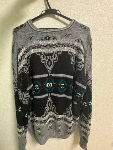 구제 의류 기하학 패턴 니트 스웨터