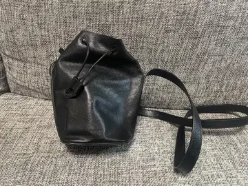 [ 본질을 선택하는 당신에게 ] JIL SANDER 드로우 스트링 숄더백