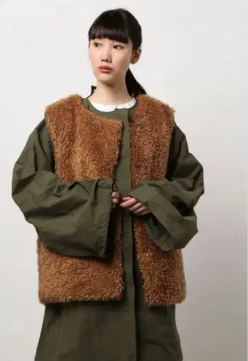 Kastane 카키 롱 코트 & 베스트 세트