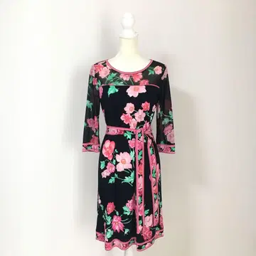 최근 새상품급 레오나르 LEONARD 칸칸 벨트 원피스 40