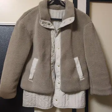 베이지 플리스 보아 자켓