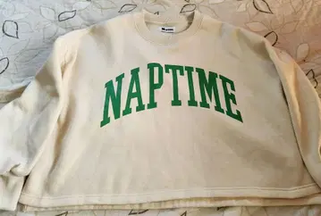 naptime 화이트 트레이닝복