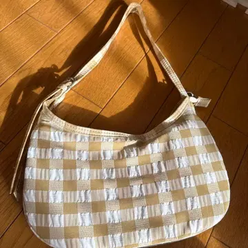 체크 무늬 핸드백 ZARA