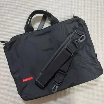 맨해튼패시지 7011 슬림 웰오거나이즈드 브리프 케이스