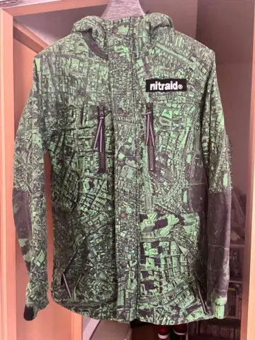 마운틴 자켓 나이트 비전 그린