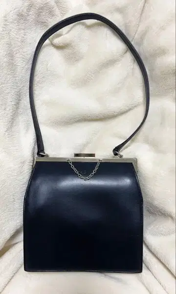 컨디션 최상 에네스베 핸드백 블랙