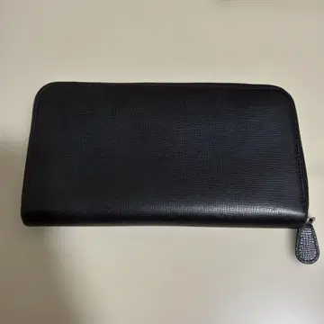 A*i님 BALLY 장지갑