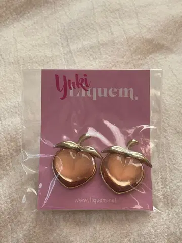 [미사용 새상품] Liquem 쥬시 피치 귀찌