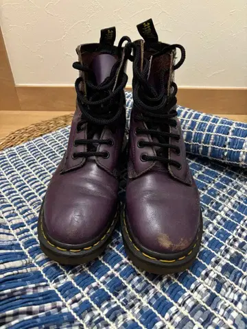 [연말연시] 닥터마틴 퍼플 8홀 부츠 잉글랜드 제 23