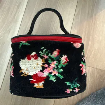 FEILER 꽃무늬 자수 파우치 블랙 헬로키티